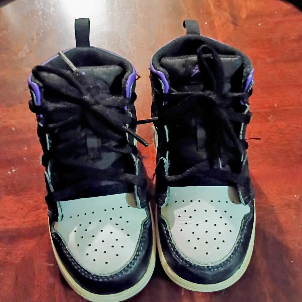 Nike Kids Sneakers - Black and Purple